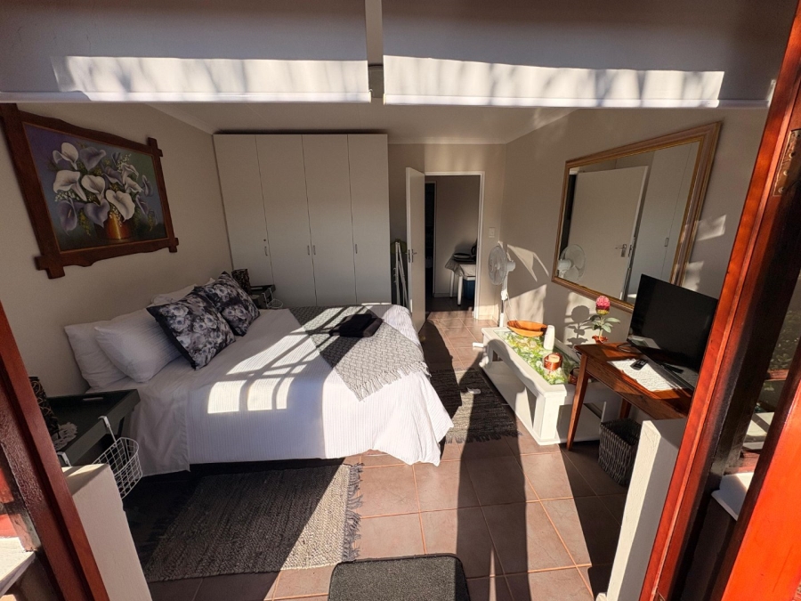 4 Bedroom Property for Sale in Fraaiuitsig Western Cape